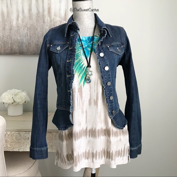 Scroll Nautical Sea Turtle Sea Shell Charm Pendant Necklace - Picture 6 of 8